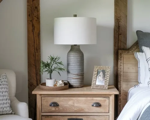 How to Decorate Your Nightstand: 16 Unique Ideas for a Cute, Functional, and Neat Setup