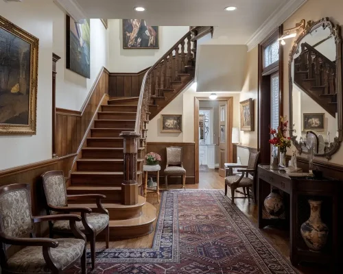 20 Timeless Victorian Hallway Ideas